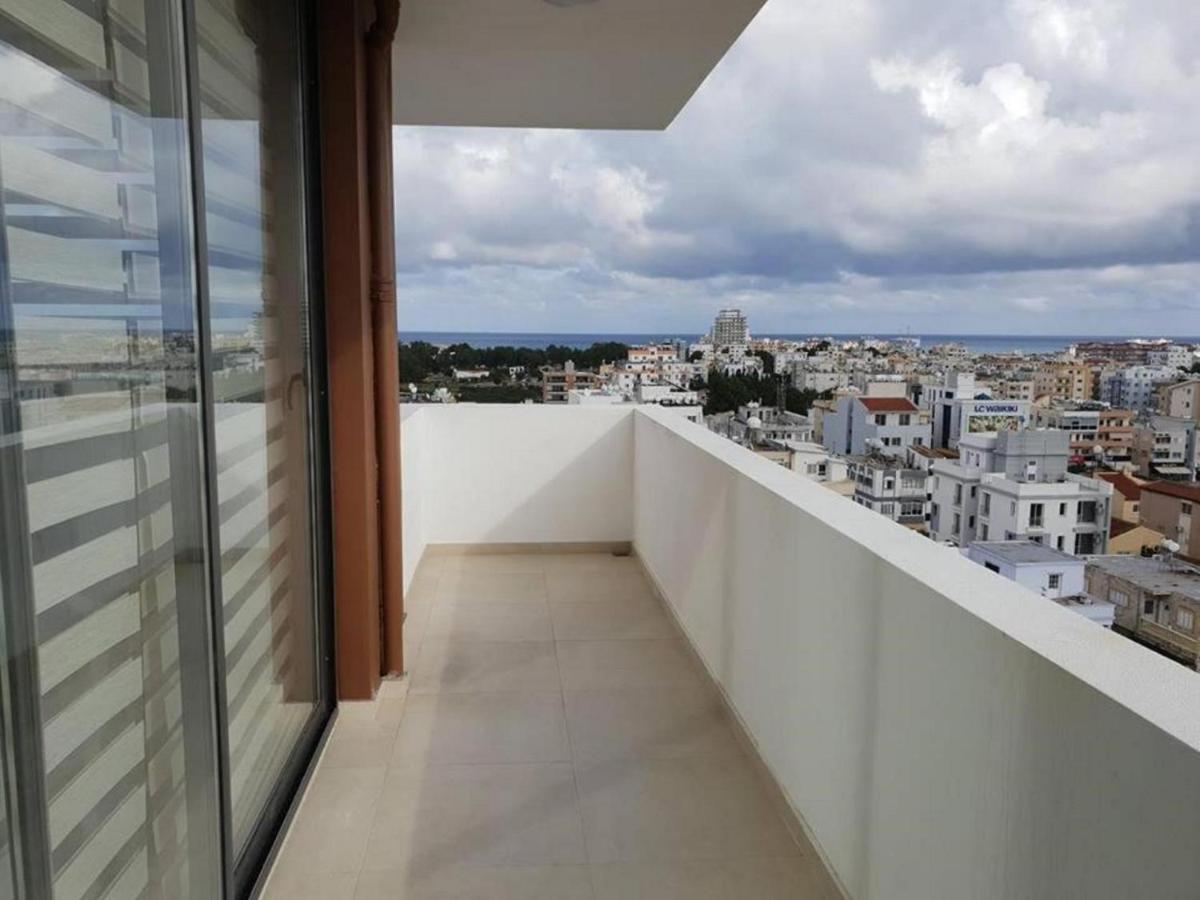 Uptown Holiday App & Pool Daily Rental Contactless Check In & Check Out Famagusta  Exterior foto