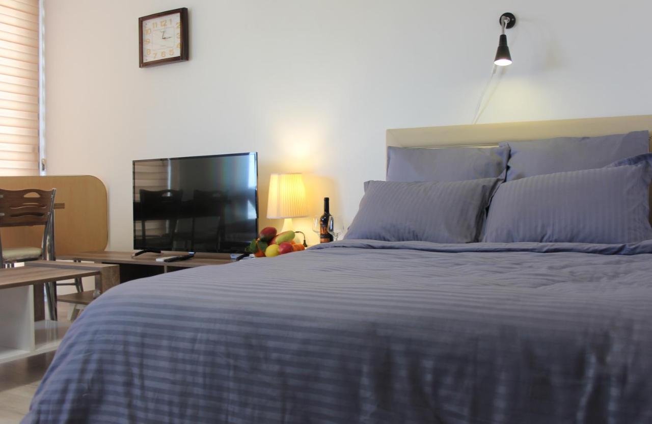 Uptown Holiday App & Pool Daily Rental Contactless Check In & Check Out Famagusta  Exterior foto