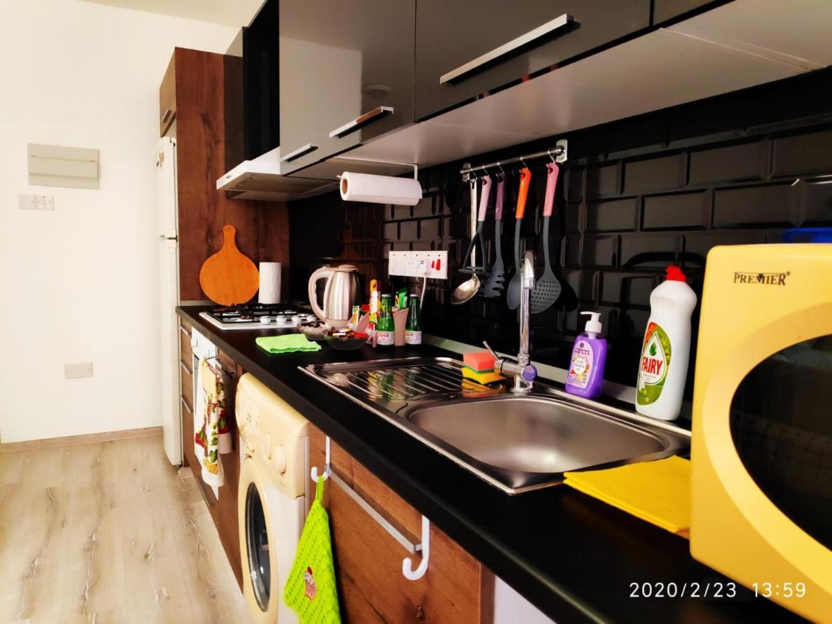 Uptown Holiday App & Pool Daily Rental Contactless Check In & Check Out Famagusta  Exterior foto