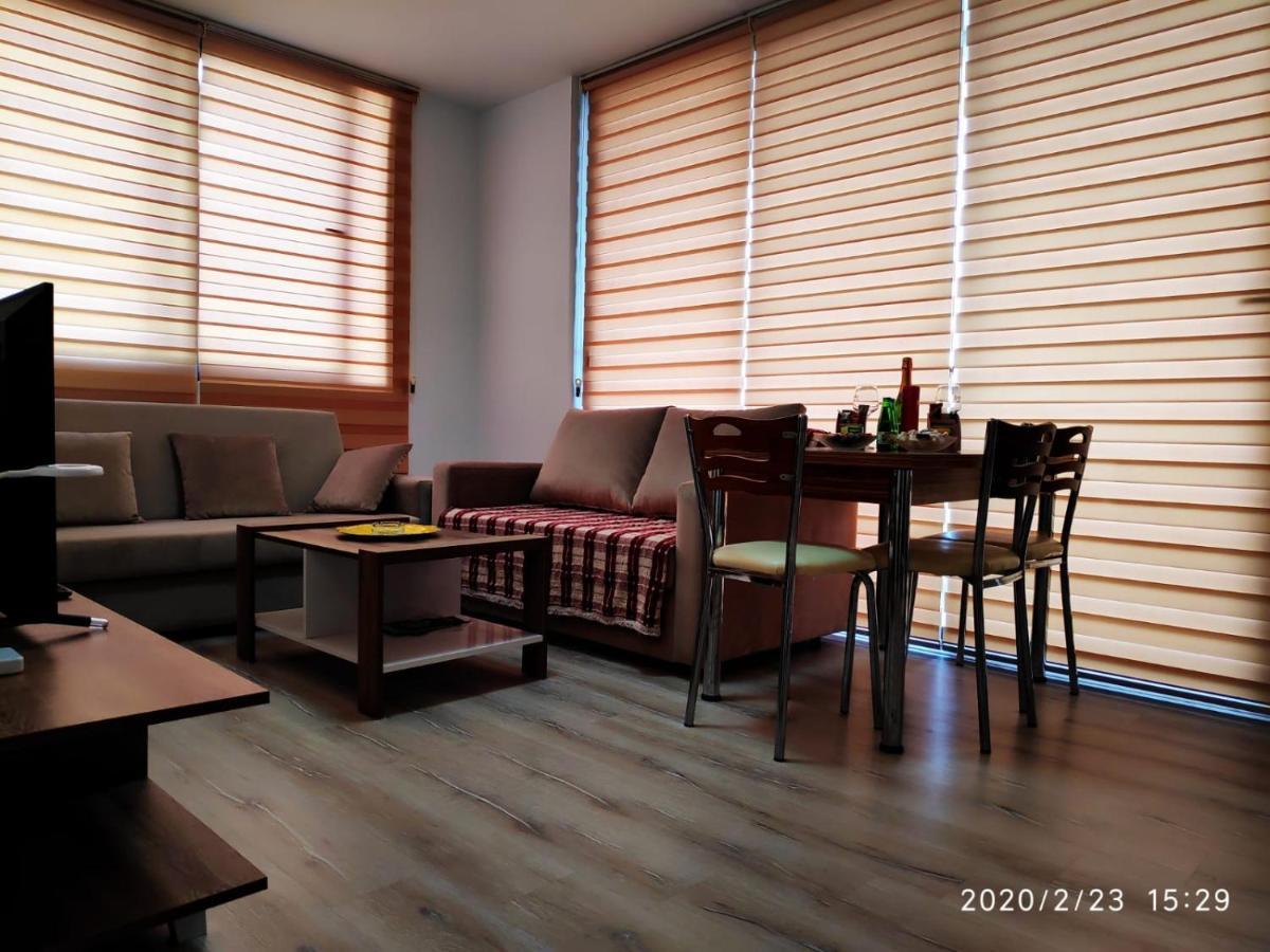Uptown Holiday App & Pool Daily Rental Contactless Check In & Check Out Famagusta  Exterior foto