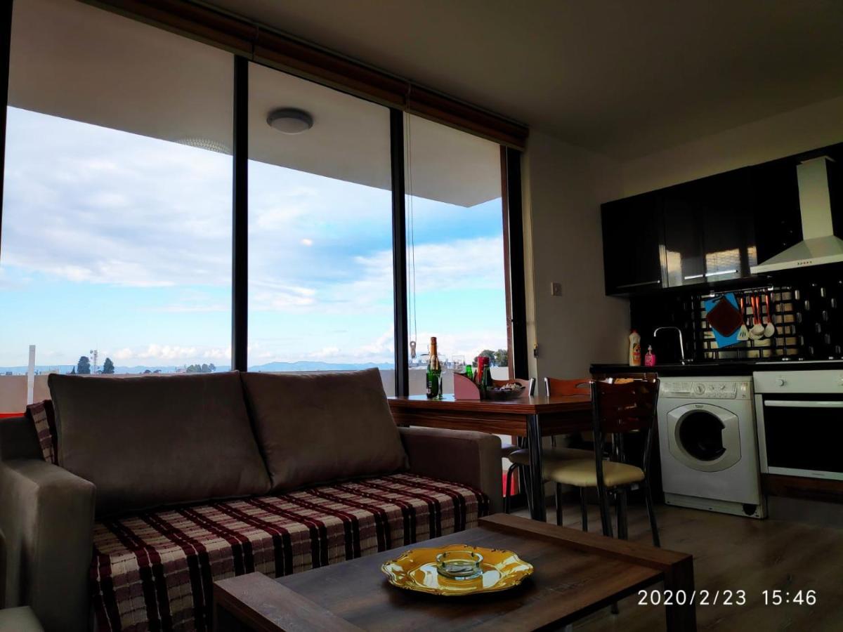 Uptown Holiday App & Pool Daily Rental Contactless Check In & Check Out Famagusta  Exterior foto